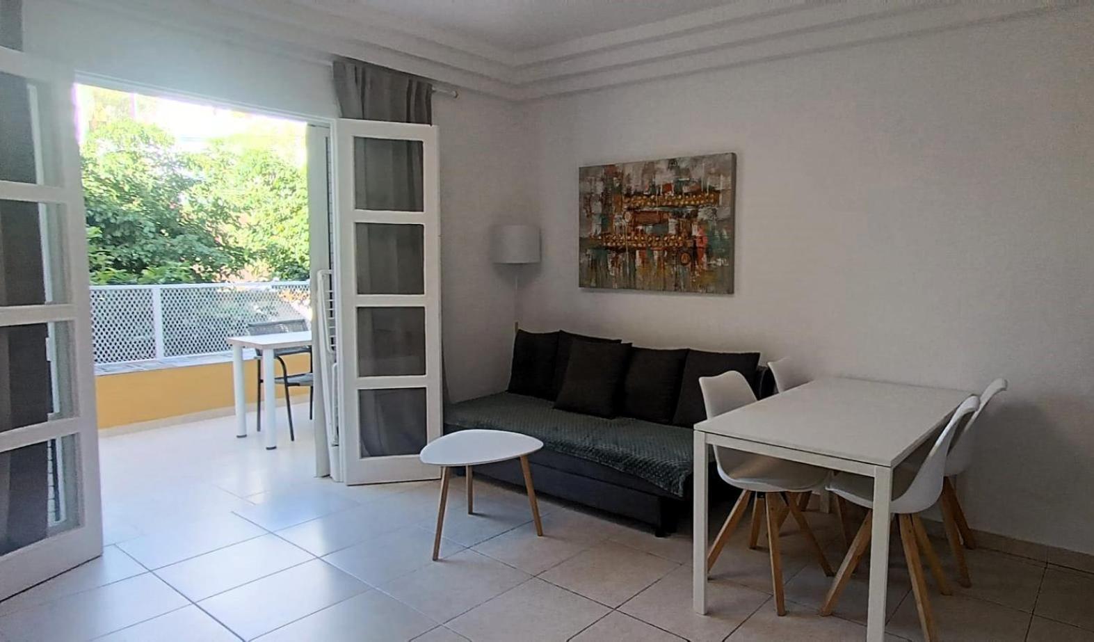 Newly Renovated Modern Apartment In Orlando Complex, Costa Adeje Luaran gambar